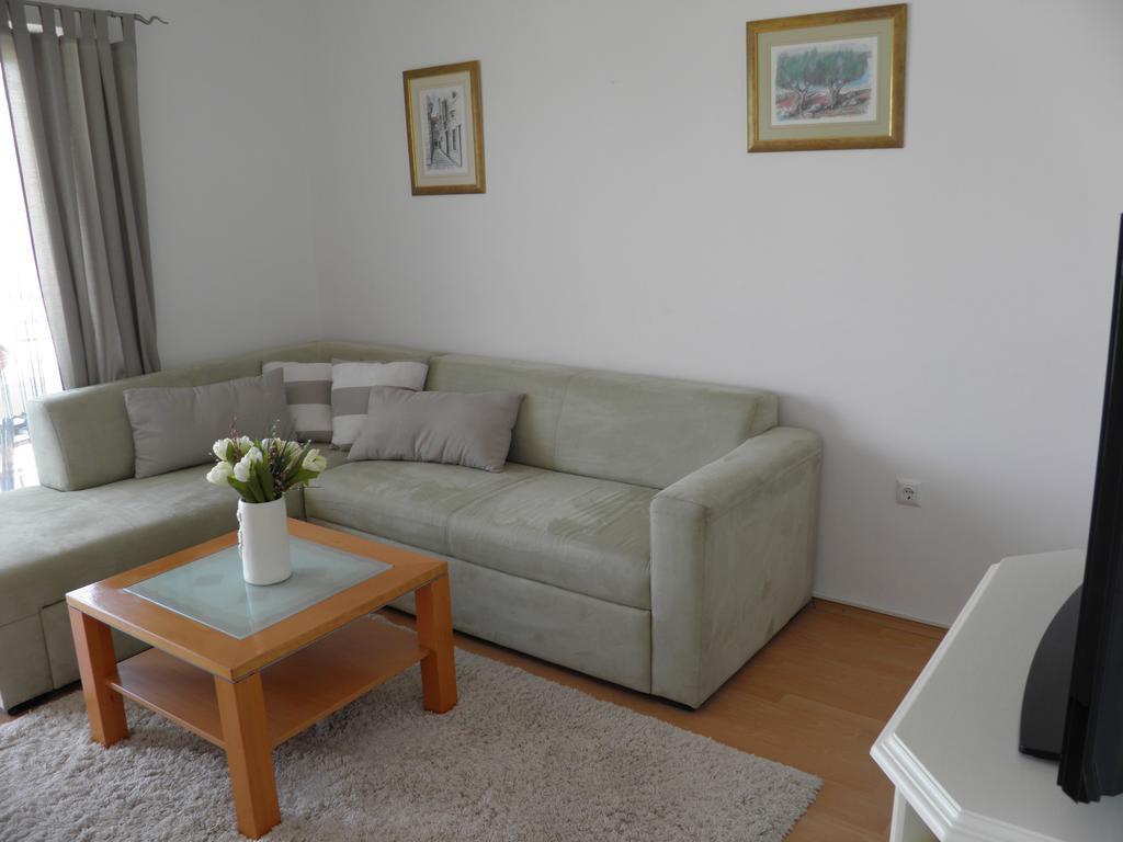 Apartment Adria Trogir Eksteriør billede