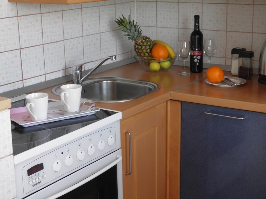 Apartment Adria Trogir Eksteriør billede