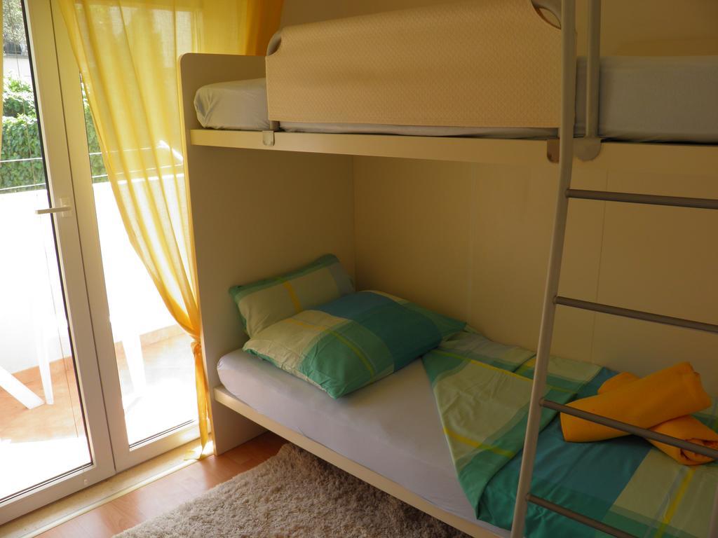 Apartment Adria Trogir Eksteriør billede